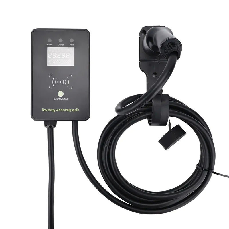 AC 220V Schaltkarte 5 Gänge Wandmontierte EV-Ladestation mit LED-Bildschirm